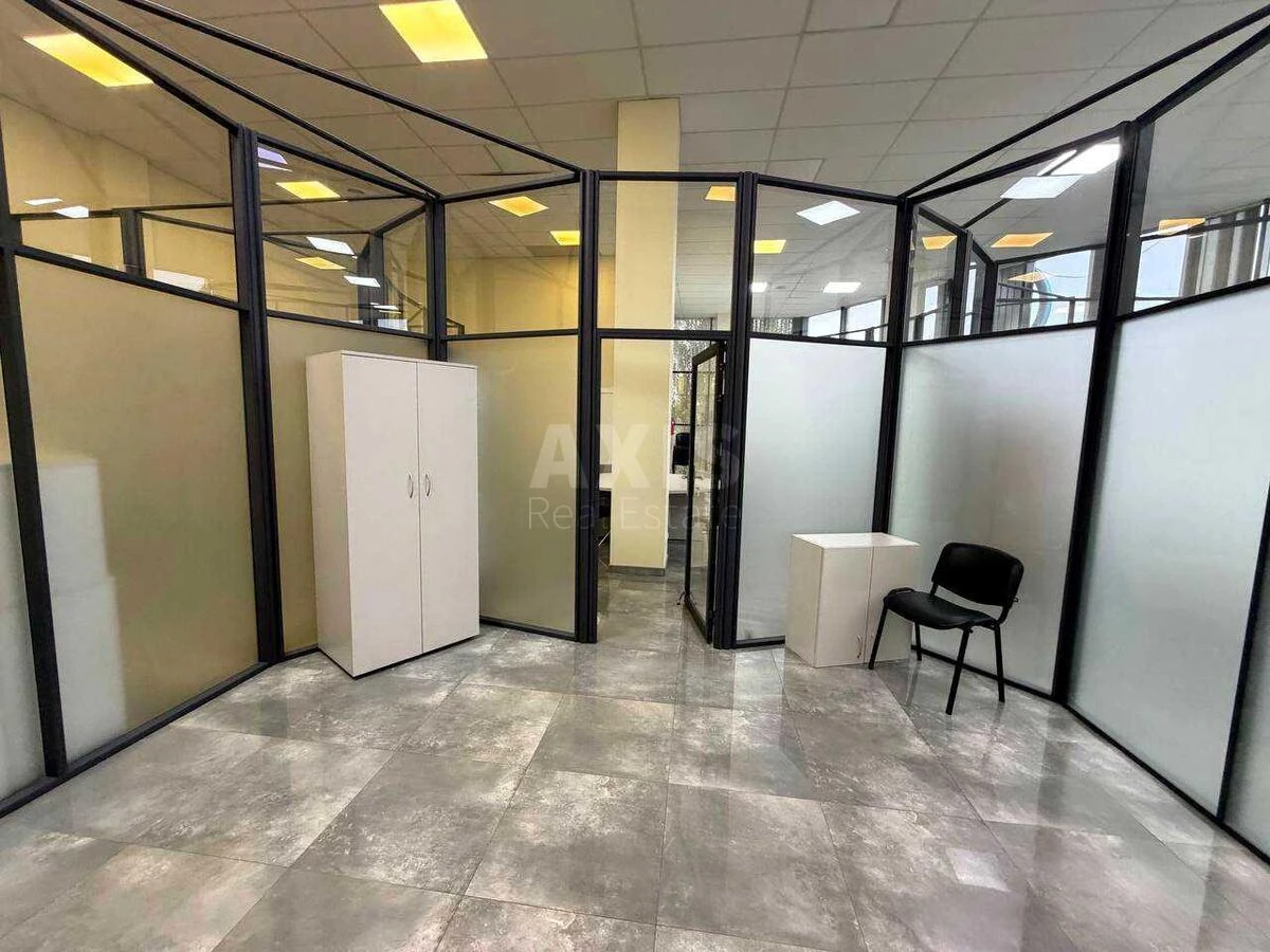 Office pr-t Bazhana Mykoly 17А, 183m2712741