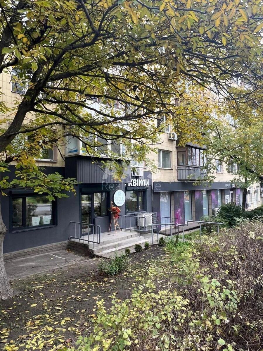 Trade object pr-t Berestejskij 12, 40m2607661