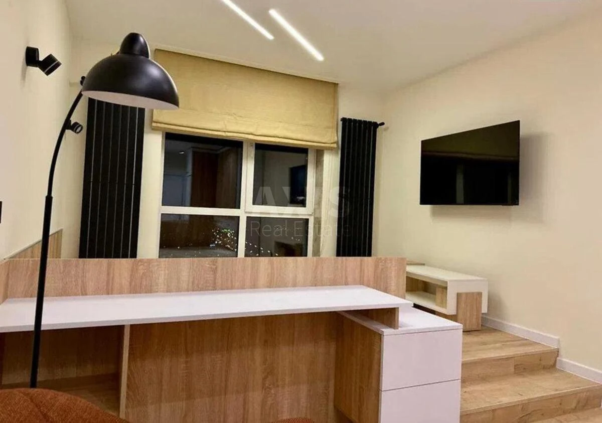 1k apartment nab. Dniprovs'ka 17К697662