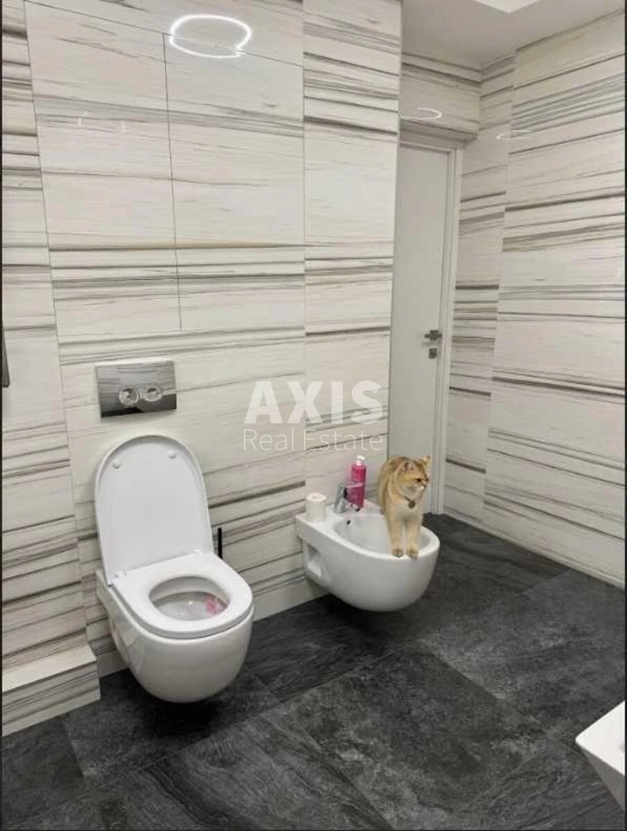 3k apartment vul. Александры Эстер 96828516