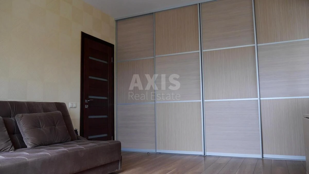 2к квартира ул. Кондратюка Юрия 7685014