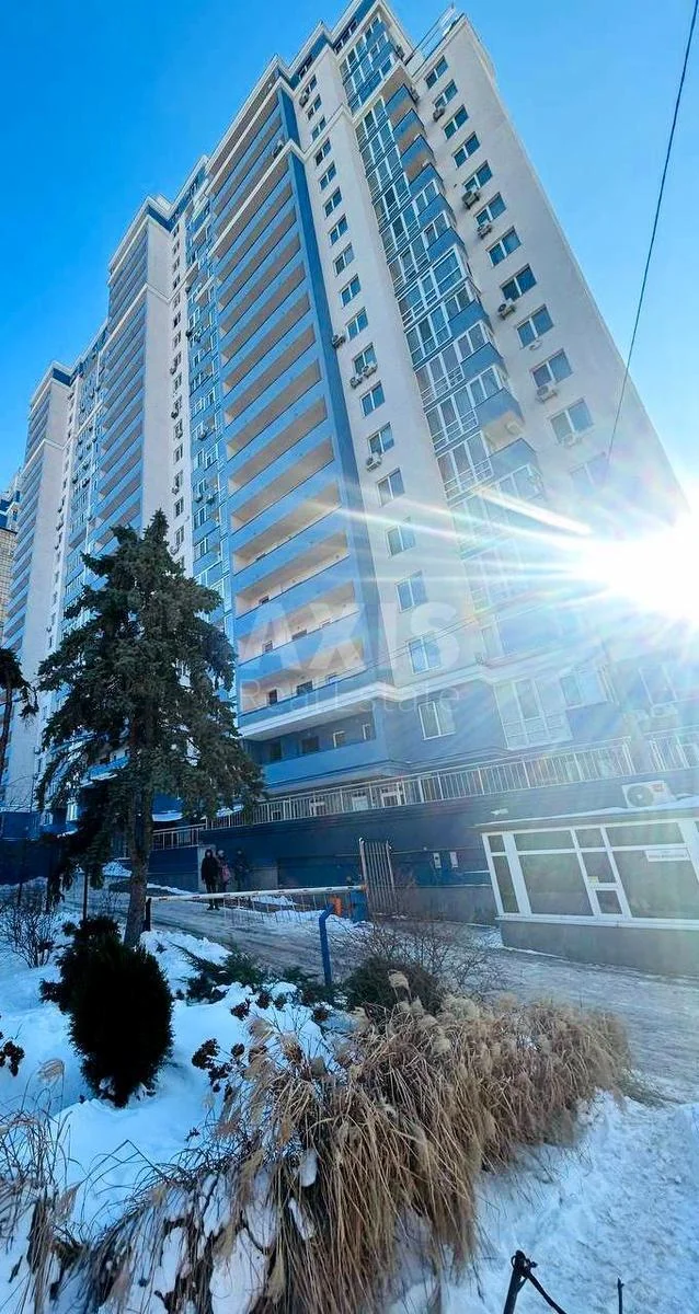 1к квартира вул. Кирило-Мефодіївська 2