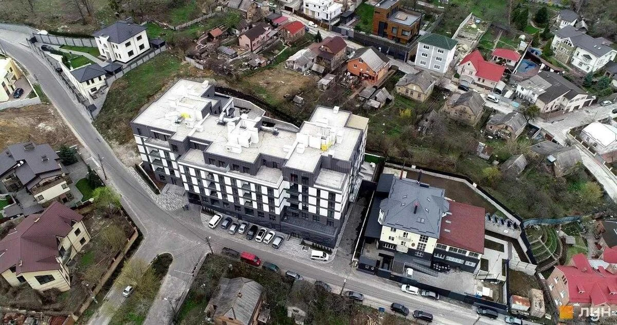 2k apartment vul. Universytets'ka 236603319