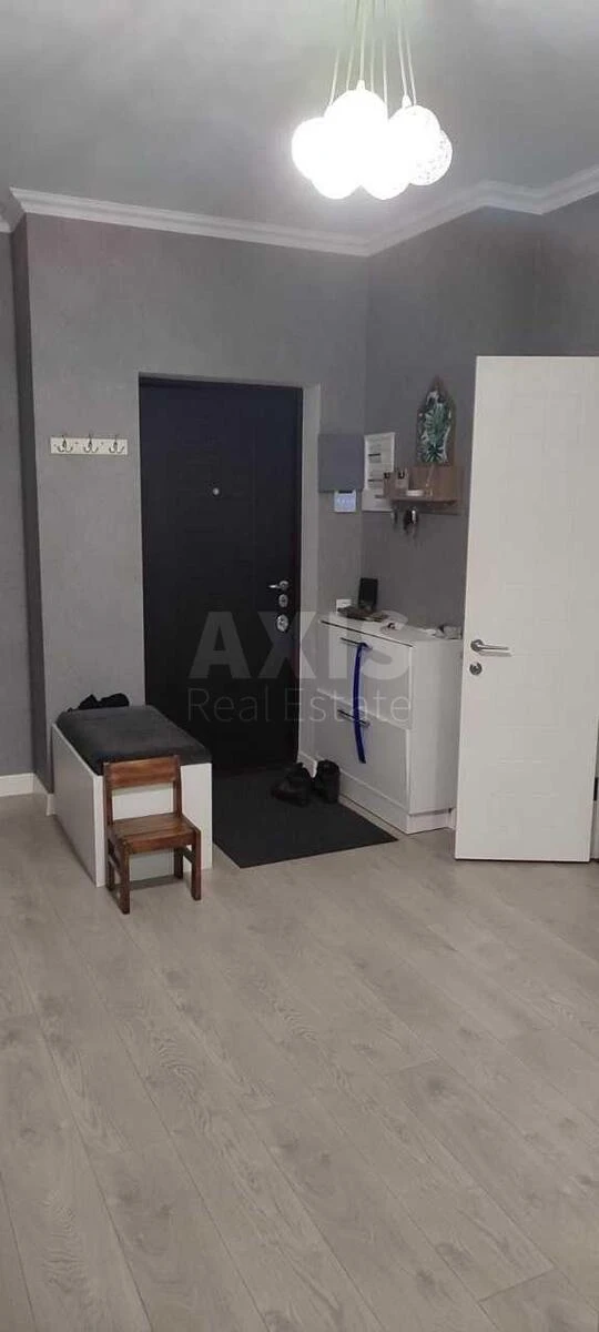 3k apartment vul. Ahmatovoi' Anny 306424012
