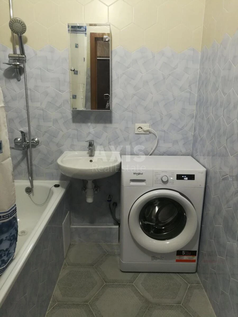 1k apartment vul. Vyshnjakivs'ka 19/196952311