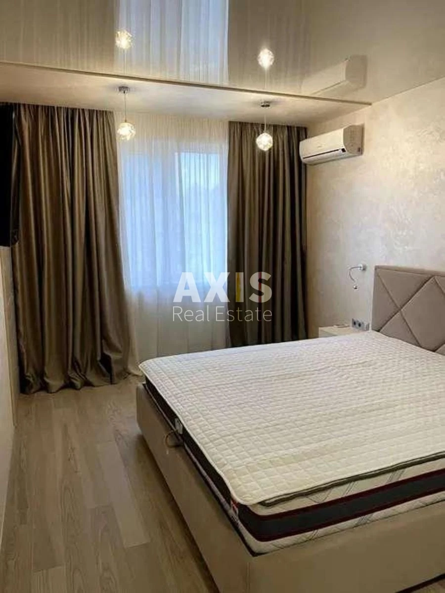 2к квартира ул. Федорова Ивана 3266401