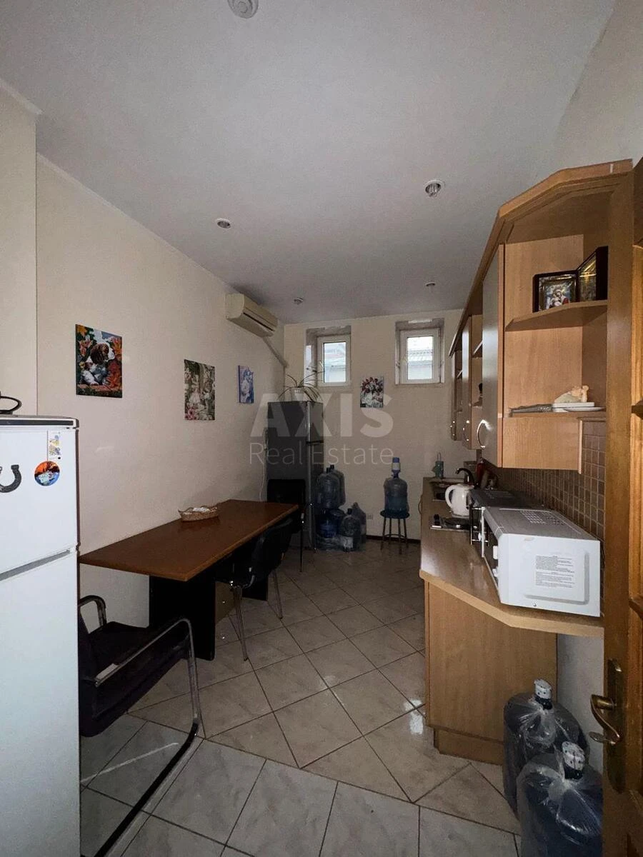 Office vul. Zhyljans'ka 5Б, 250m2643646