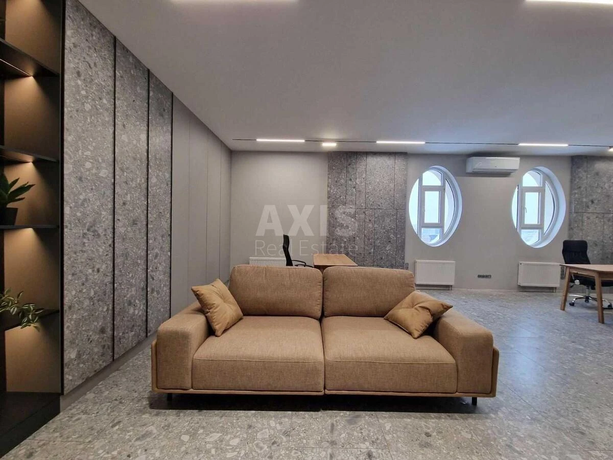 Офис ул. Василия Тютюнника 37/1, 77м2661754