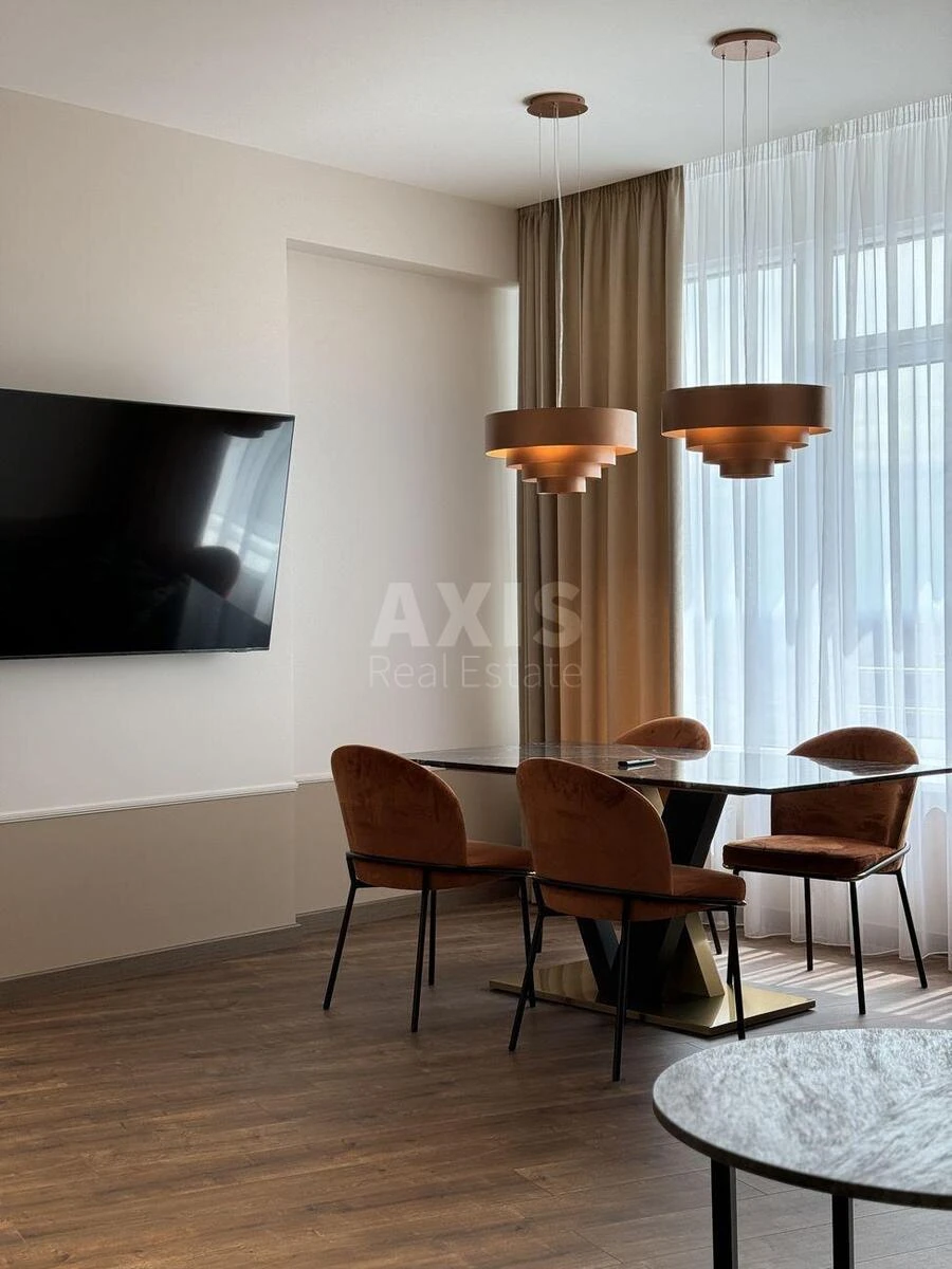 4k apartment vul. Buslivs'ka 12647711