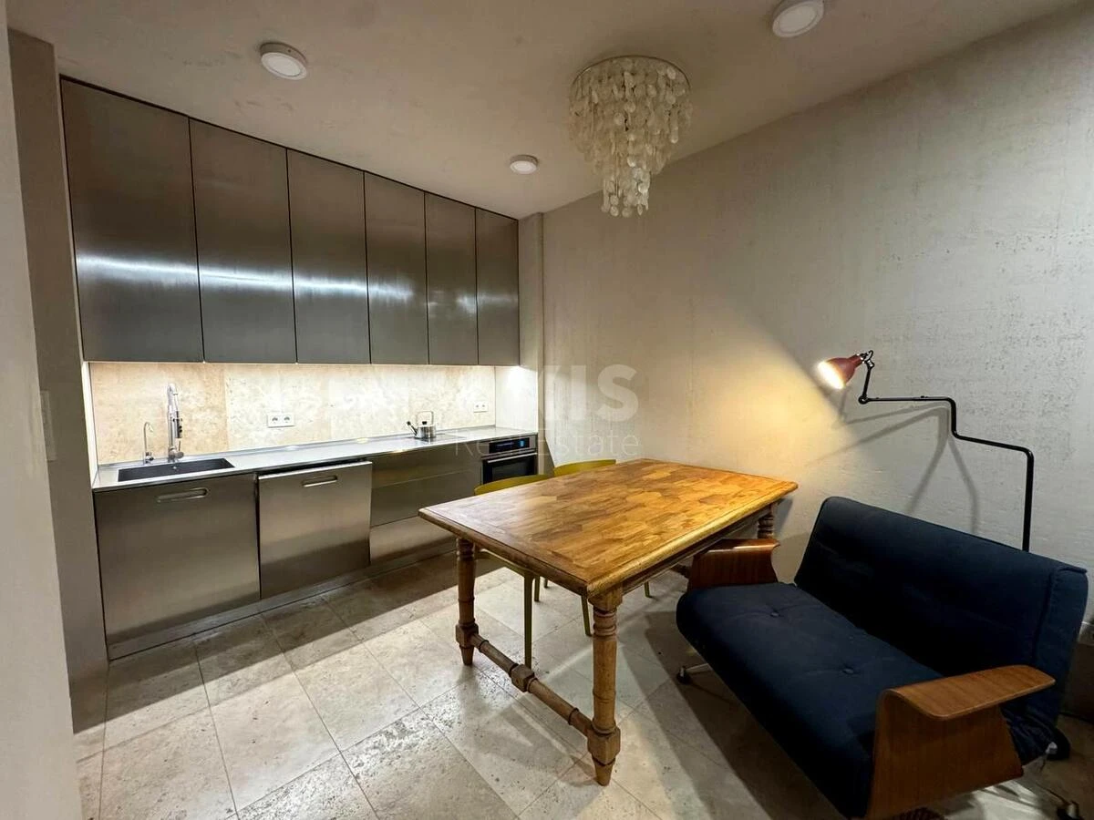 1k apartment vul. Saljutna 2, корп. 161624