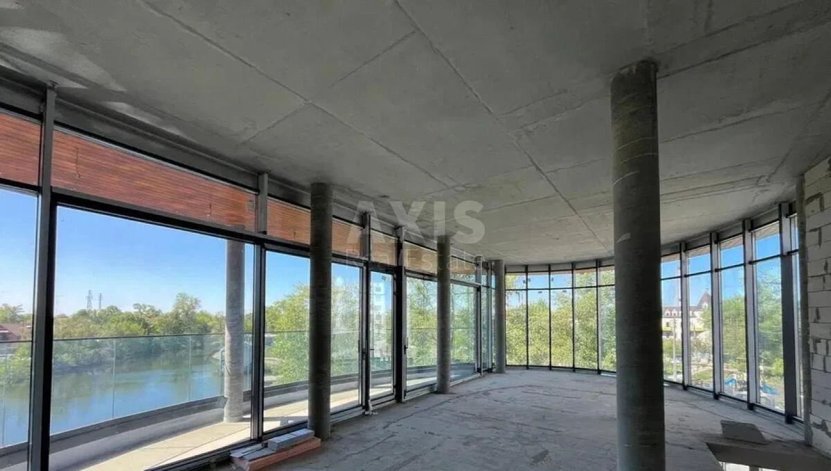 Объект сервиса ул. Олимпия Галика 75, 350м2647863