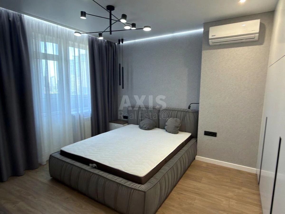 1k apartment vul. Naberezhna 25682077