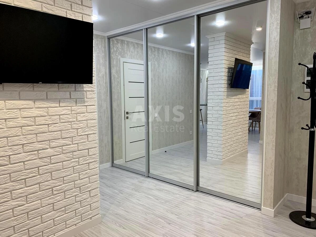 2k apartment vul. Myhajla Maksymovycha 32713117