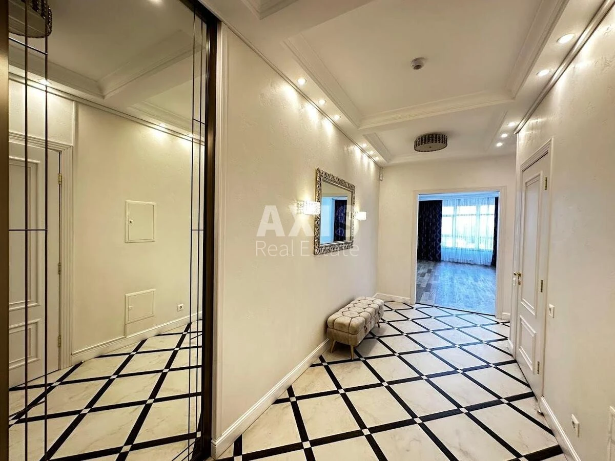 3k apartment uzv. Klovs'kyj 7592776