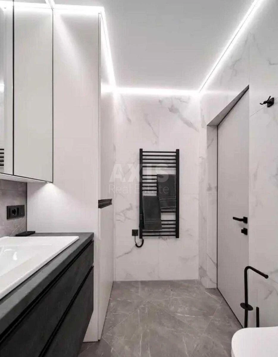 2k apartment nab. Dniprovs'ka 15Є6471013