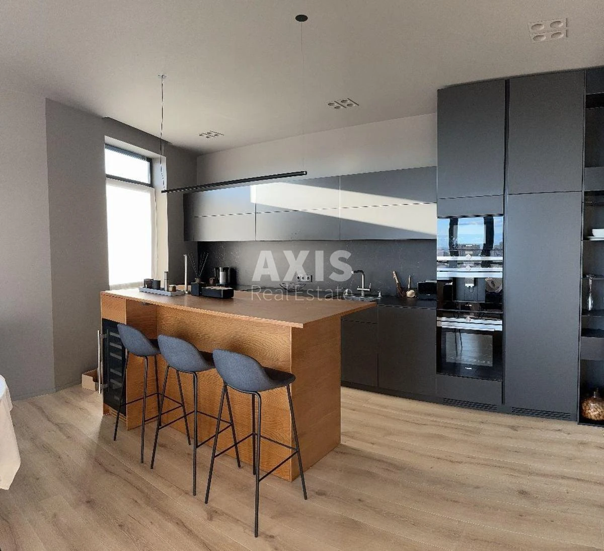 3k apartment vul. Preobrazhens'ka 8Б38568