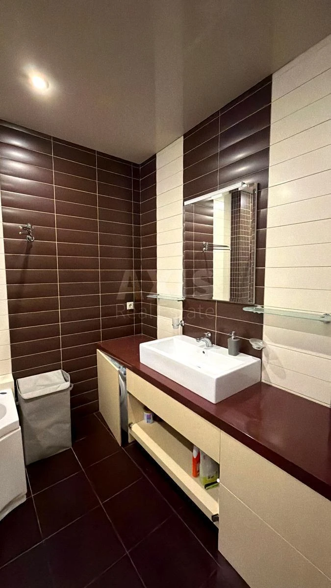 1k apartment vul. Zhyljans'ka 59676575