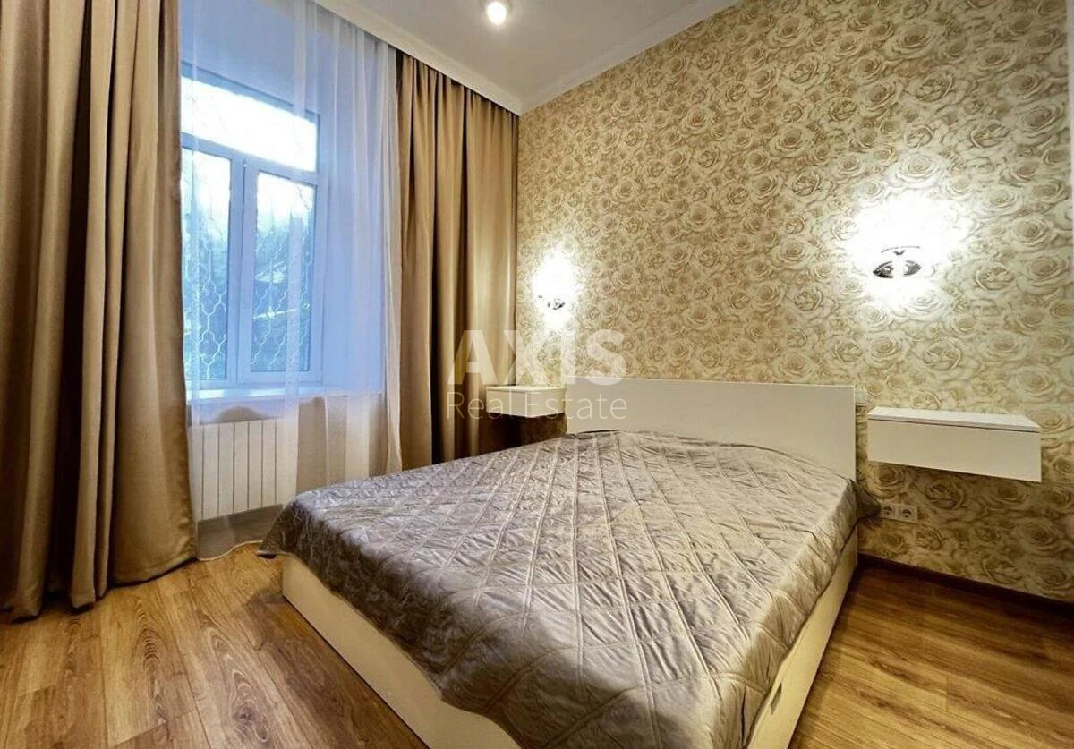 3k apartment vul. Tarasivs'ka 8593083