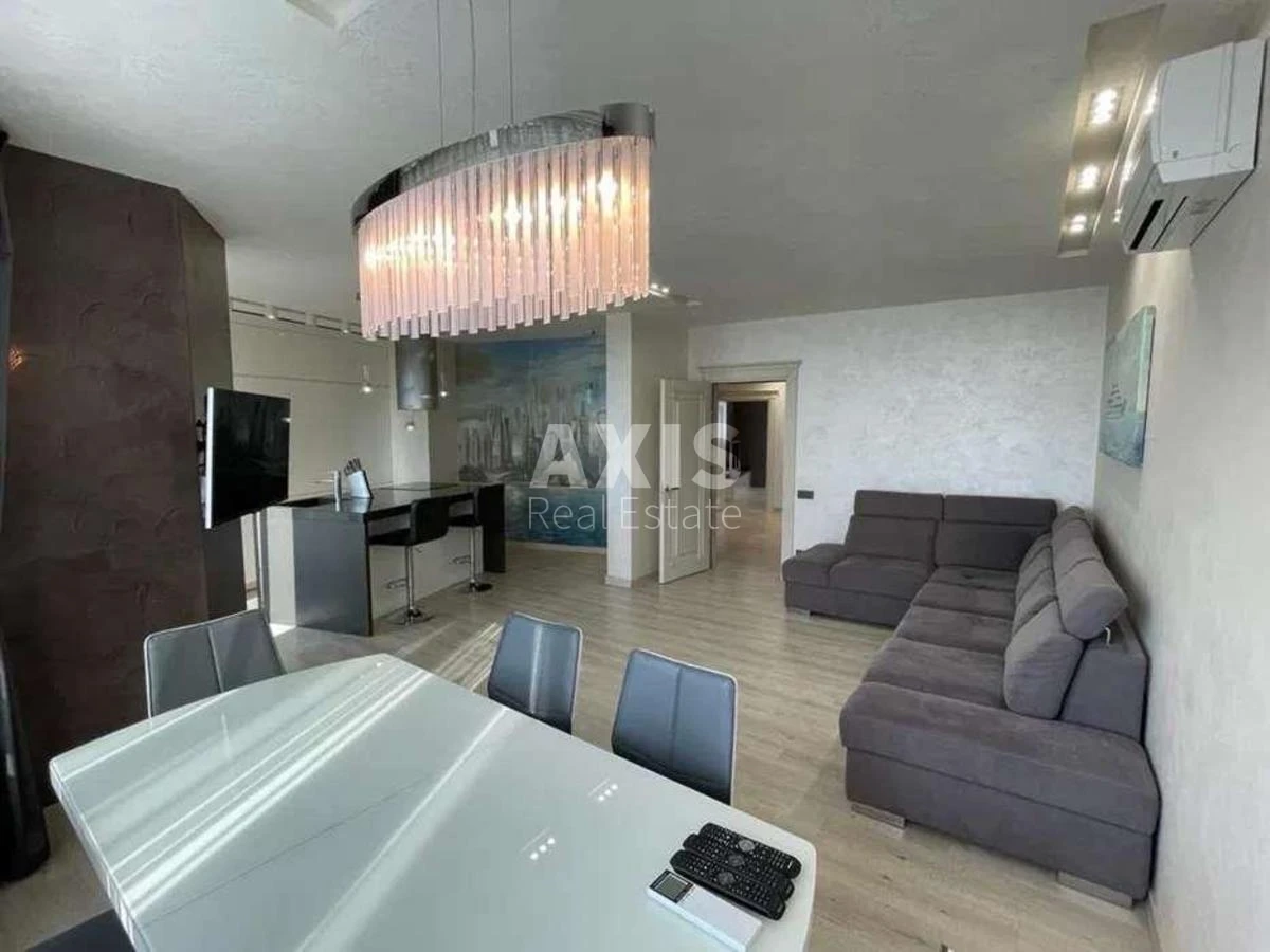 3k apartment vul. Sikors'kogo Igorja Aviakonstruktora 4280940