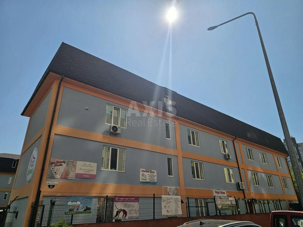 Объект торговли ул. Евгена Маланюка 55/2, 195м2645390