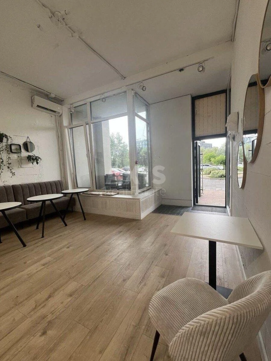 Объект торговли наб. Днепровская 20А, 108м2662349