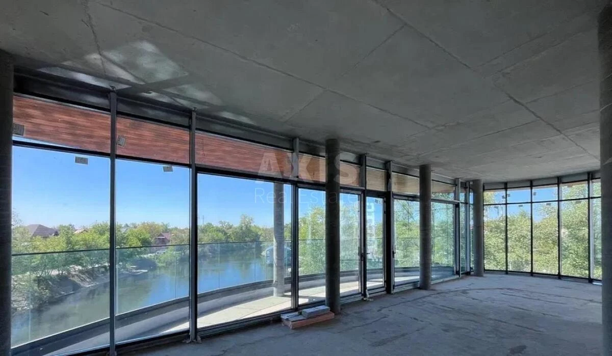 Объект сервиса ул. Олимпия Галика 75, 350м2647864