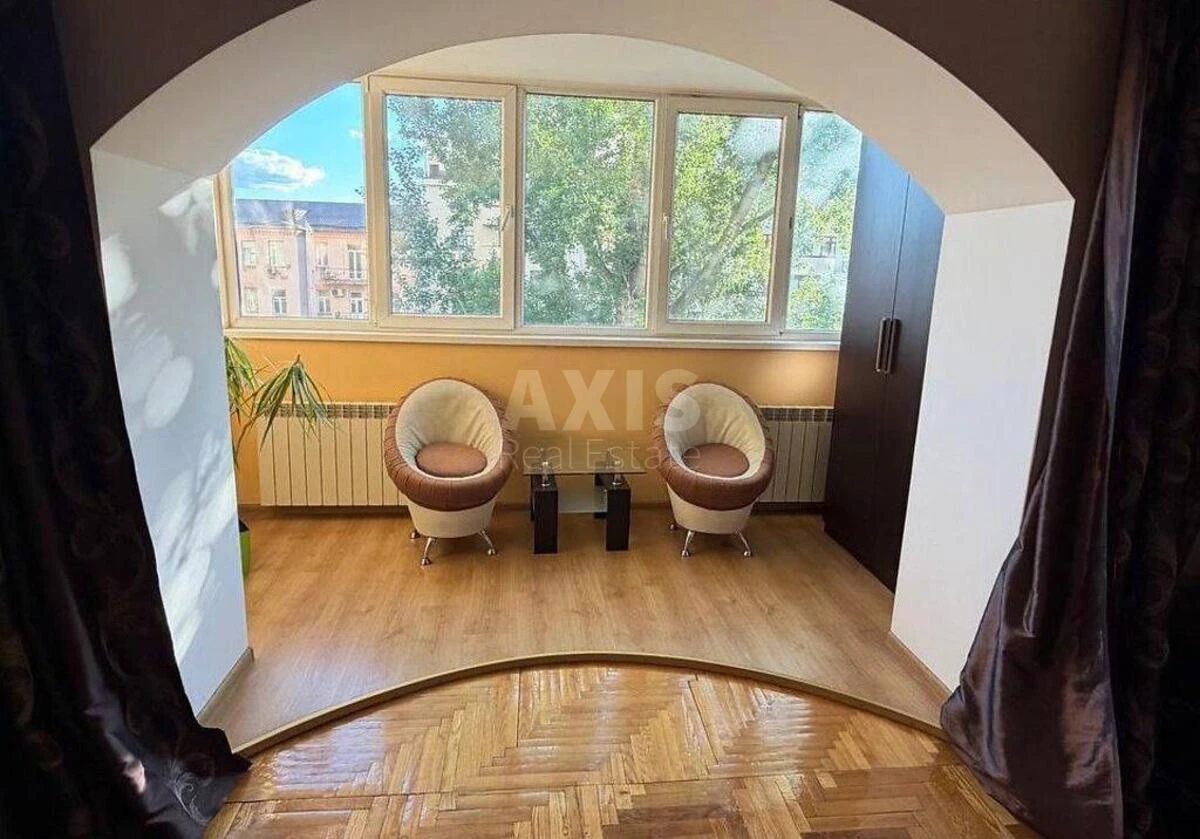 3к квартира ул. Антоновича 103А6876410
