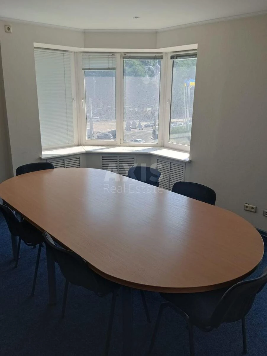 Office vul. Hreshhatyk 4, 120m2699587