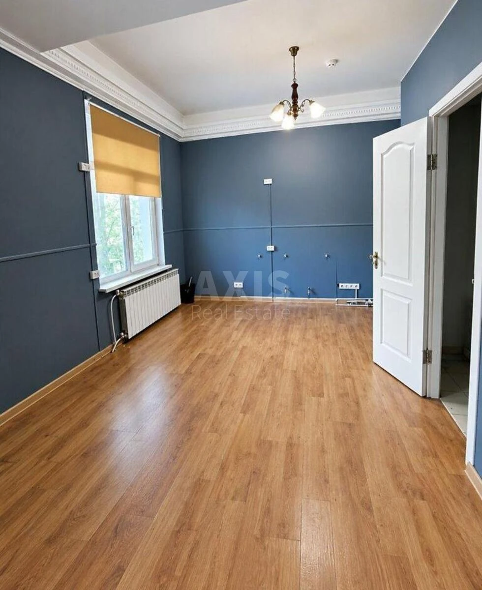 Office vul. Chornovola V'jacheslava 10, 40m2716026