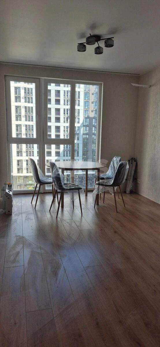 1k apartment vul. Svyatoslava Khorobroho 11Б718010