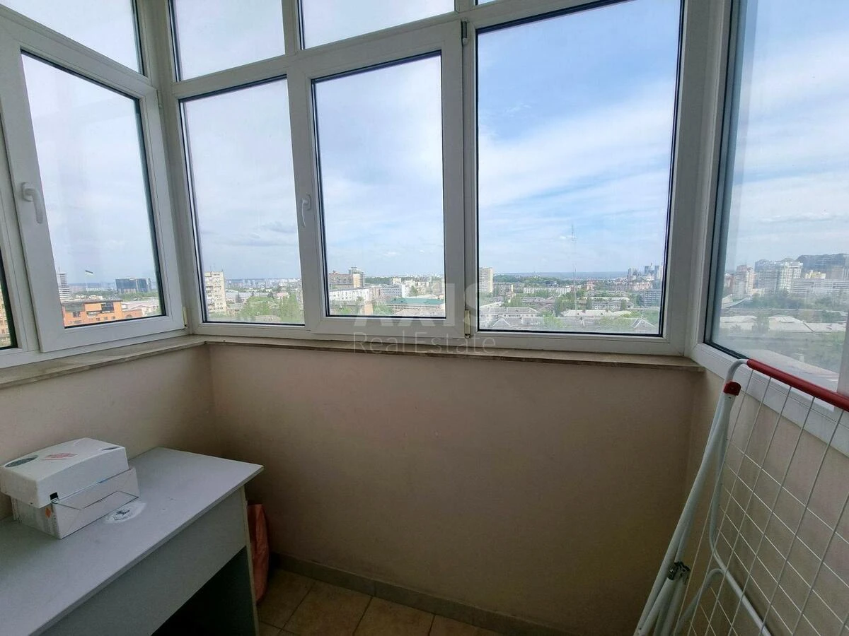 3k apartment vul. Jevgena Konoval'cja 44А669259