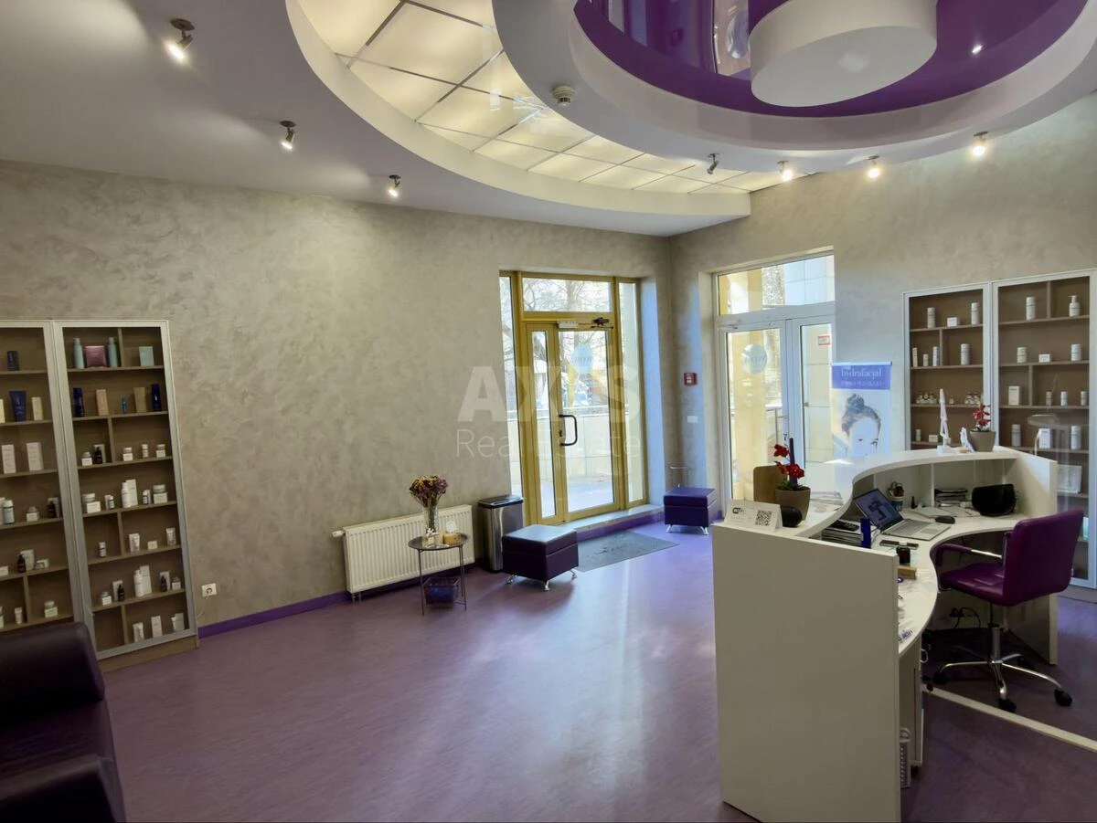 Trade object pr-t Golosii'vs'kyj 62, 180m2669644