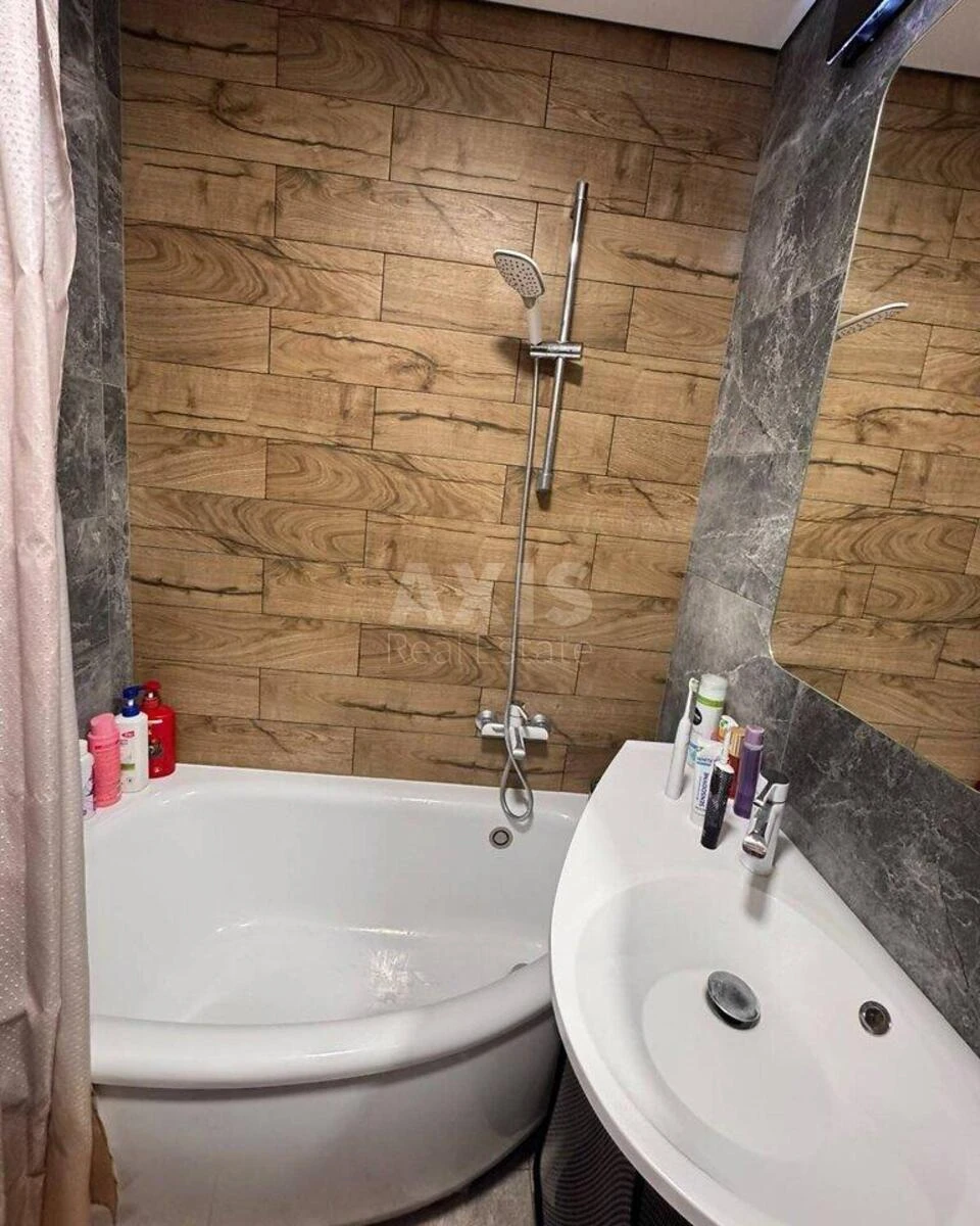 2k apartment vul. Rosijs'ka 50701178