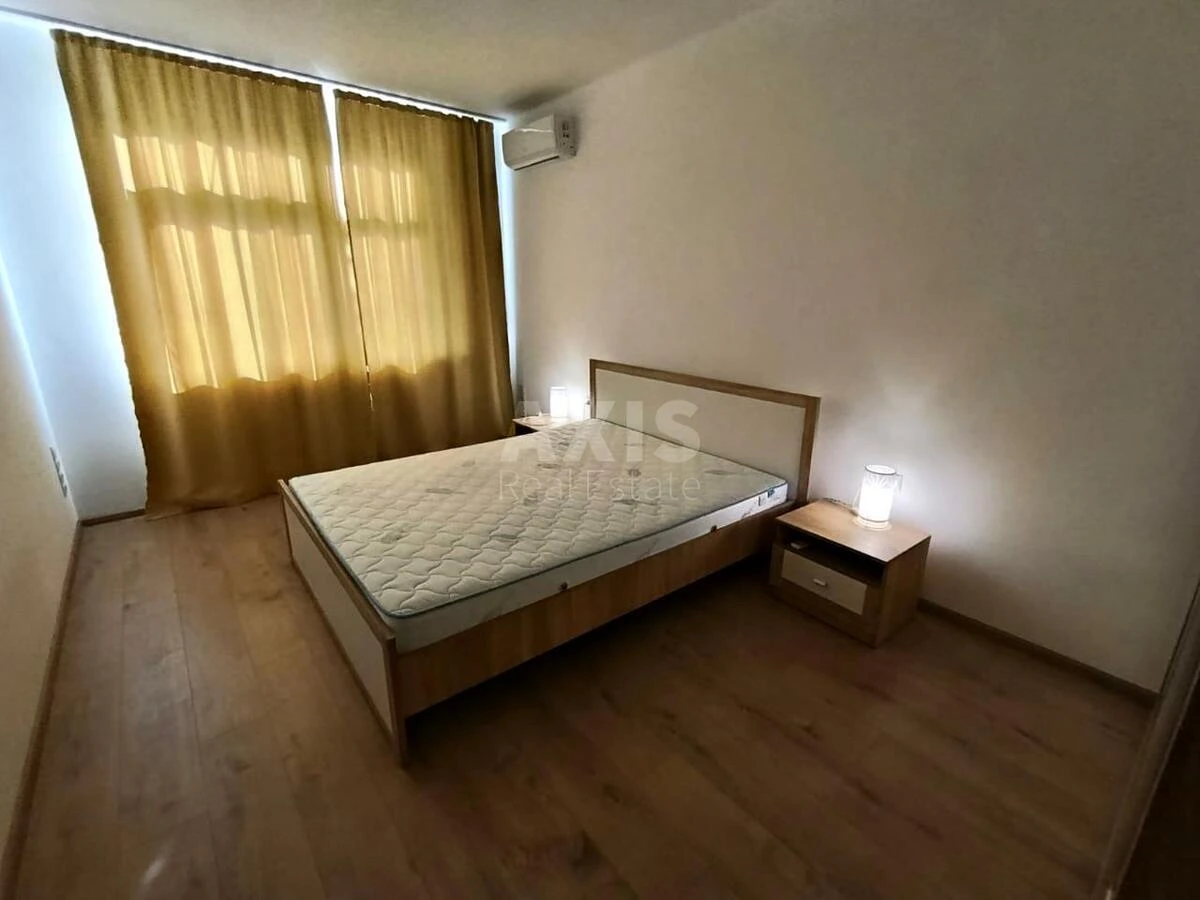 2k apartment vul. Oleksandra Olesja 4Б633038