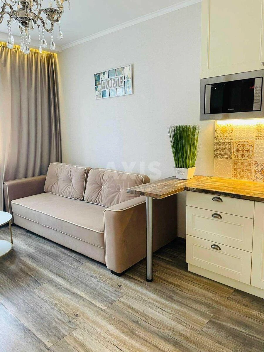 1k apartment vul. Kondratjuka Jurija 1604971