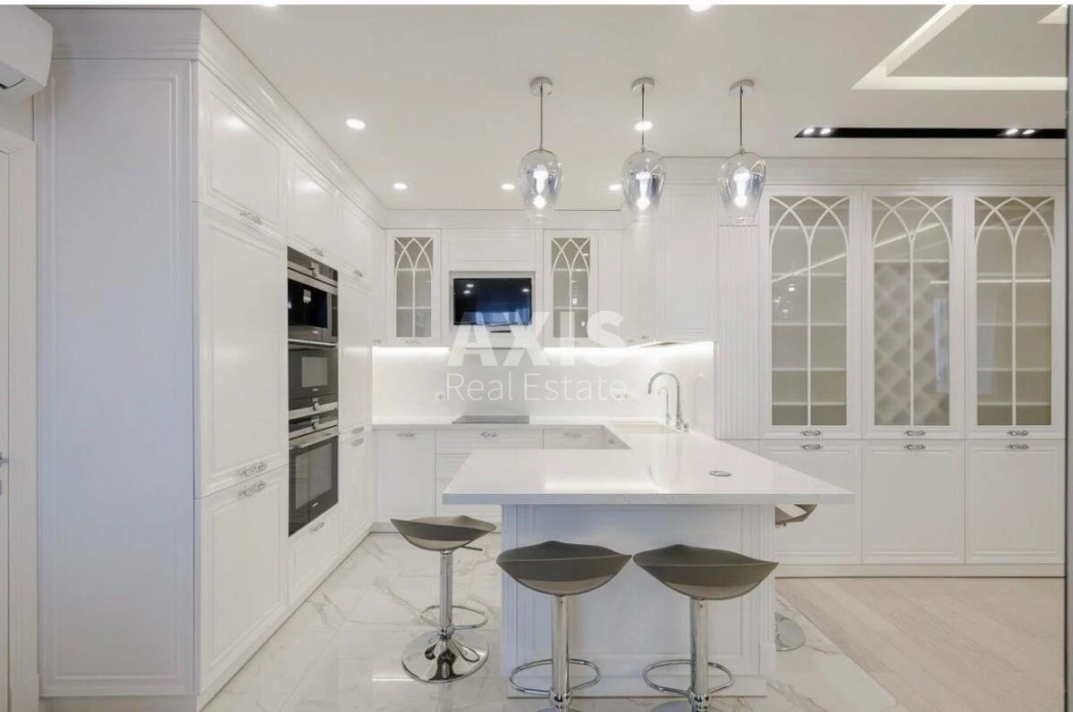 4к квартира ул. Соломенская 20В598232