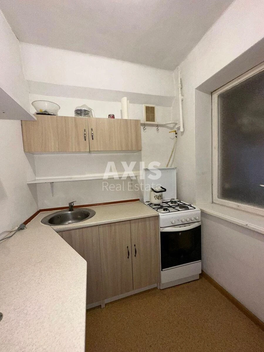 1k apartment nab. Rusanivs'ka 12/1656010