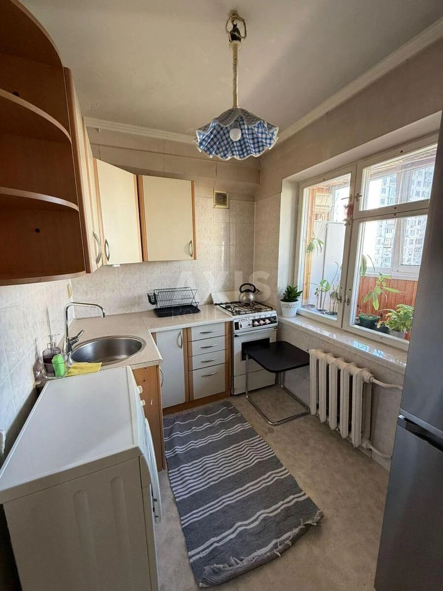 1k apartment vul. Lypkivs'kogo Vasylja Mytropolyta 27/564199