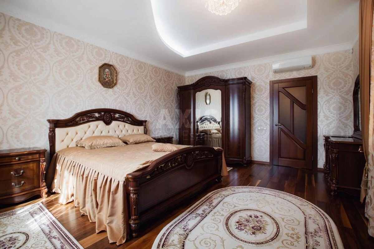 House vul. Pryvitna, 499m2, Kyiv city506193