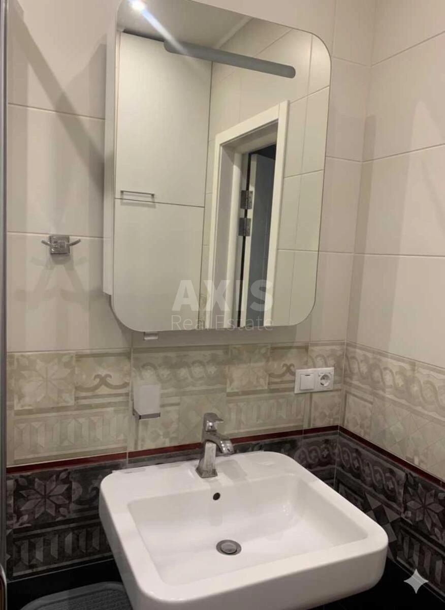 3k apartment vul. Ahmatovoi' Anny 306424015