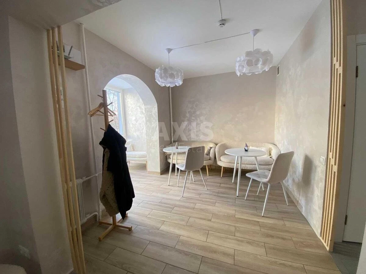 Объект торговли ул. Урловская 5, 62м2571123