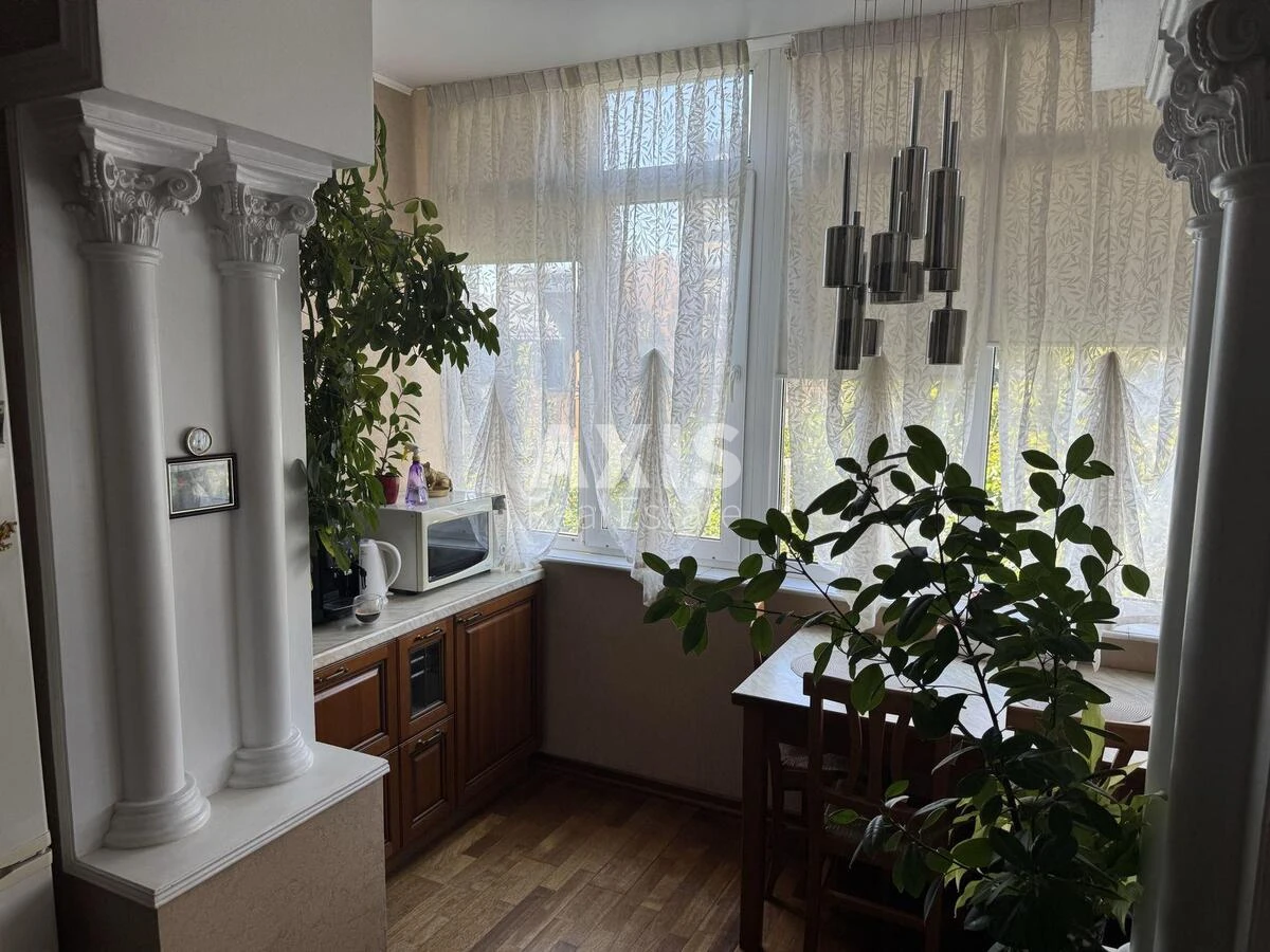 3k apartment vul. Pochajnyns'ka 23700984