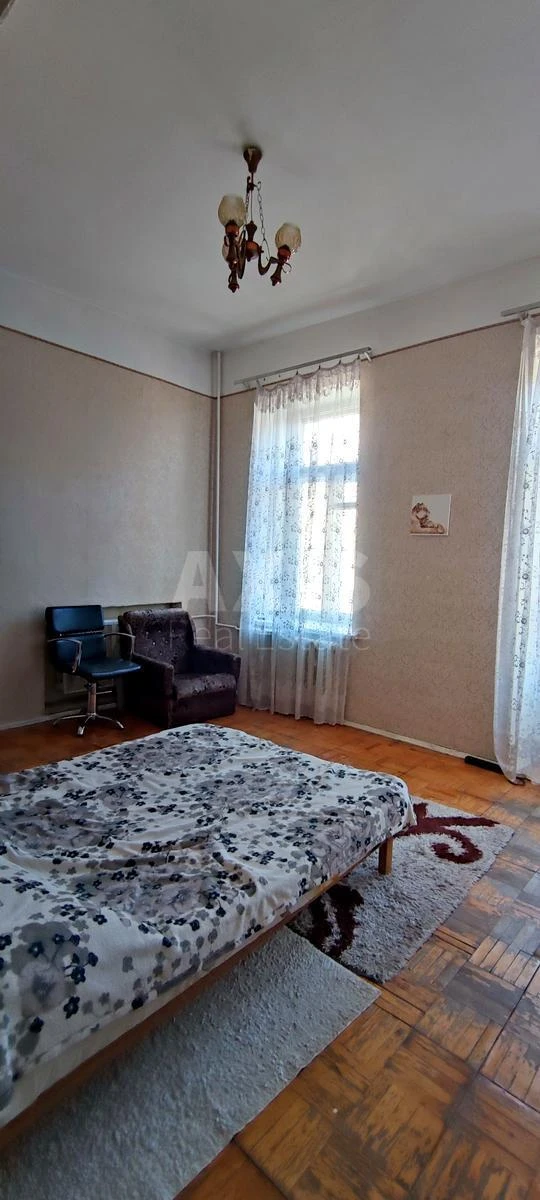 1k apartment vul. Antonovycha 38Б677282