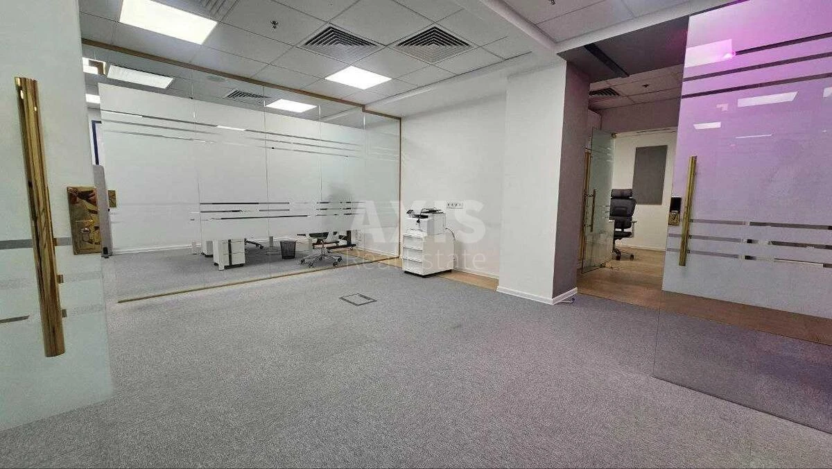 Office vul. Hmel'nyc'kogo Bogdana 19/21, 196m2661550