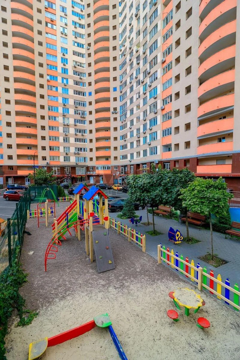 3k apartment vul. Myhajla Maksymovycha 3Г5732011