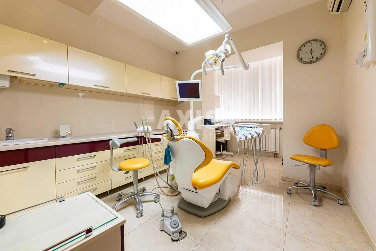 Trade object pr-t Geroi'v Stalingrada 6, корп. 2, 160m2528950