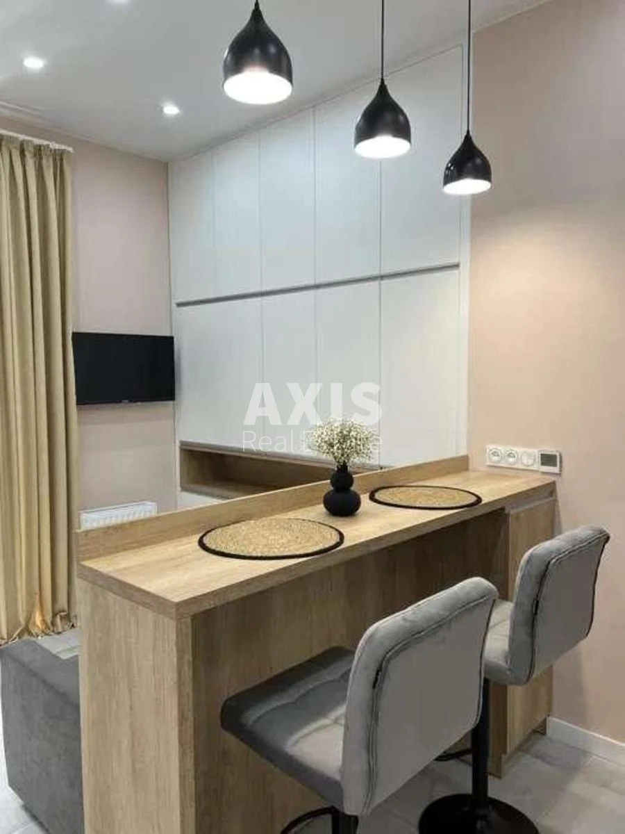 1k apartment vul. Bul'varno-Kudrjavs'ka Fifteen A31945