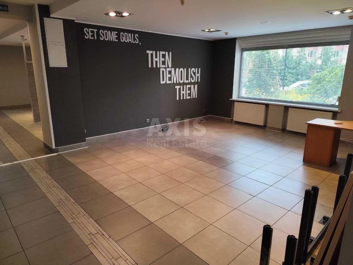 Office pr-t Geroi'v Stalingrada 24, 233m2535103