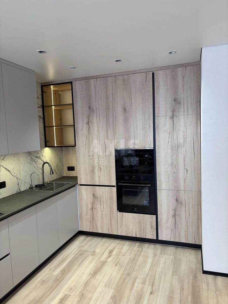 1k apartment pr-t Yevropeyskoho Soyuzu 51703030