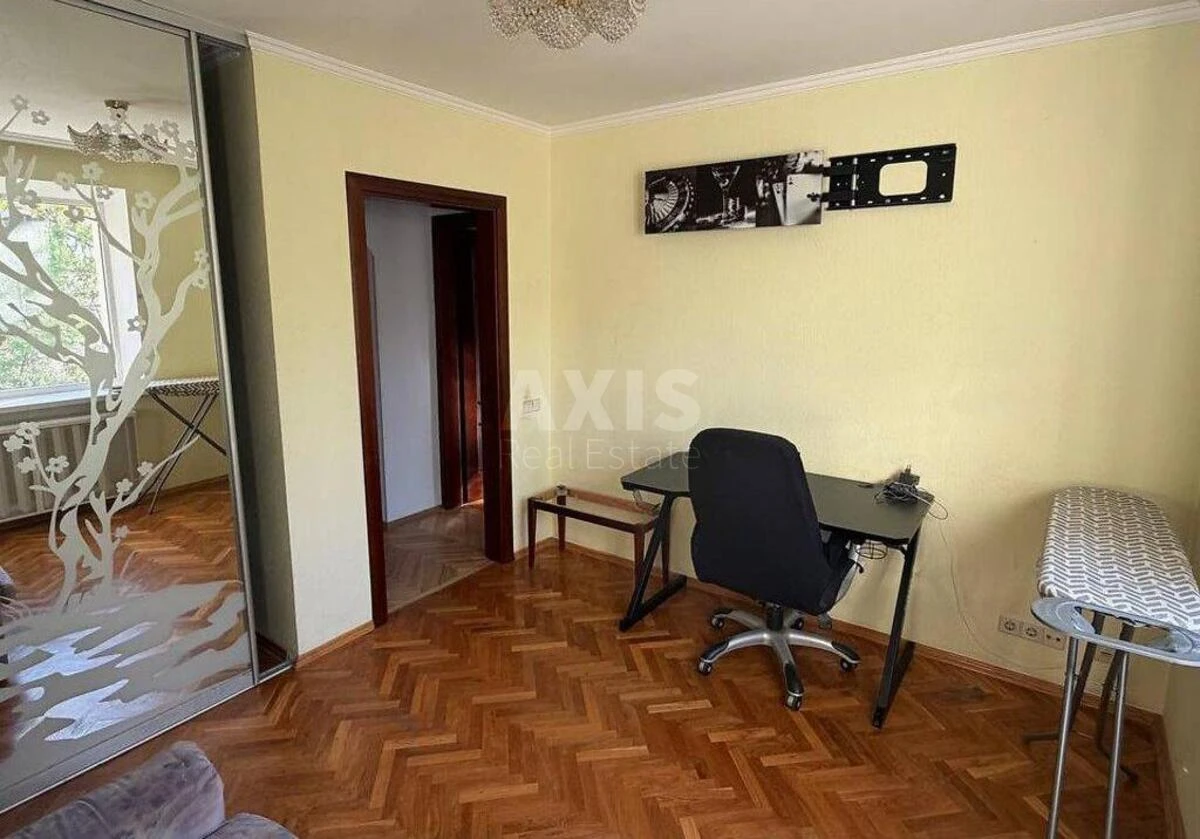 3k apartment vul. Antonovycha 103А6876412